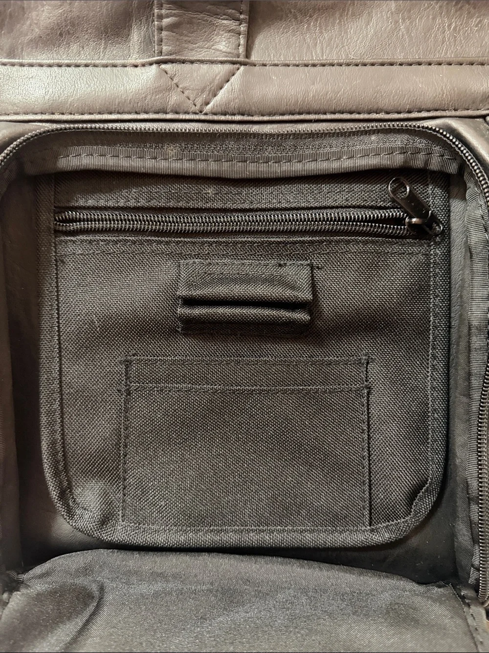 Pebble Beach Black Leather Briefcase with Embroidered U.S. Like New or New.